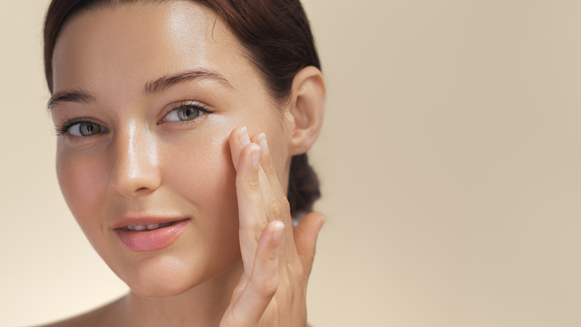 Deep Hydration for Soft, Glowing Skin: The Power of a Hydrating Moisturizer