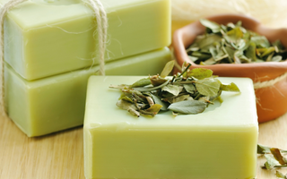 Glycerin in Handmade Soaps: A Natural Way to Keep Your Skin Soft & Hydrated